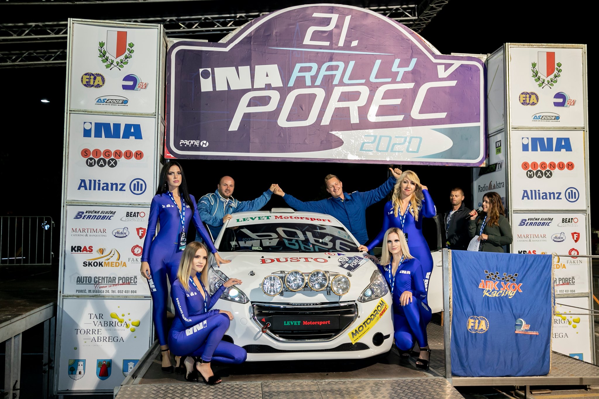 U TIJEKU JE 21. INA RALLY POREČ Službeno započeo sinoć ceremonijalnim startom